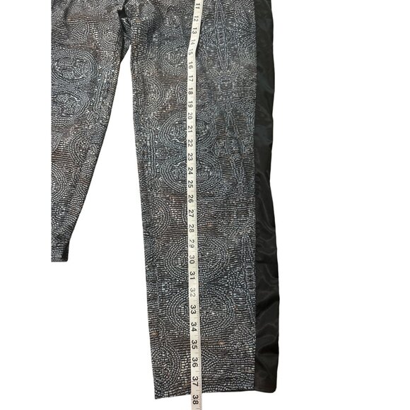 Lululemon Women's Rise & Shine Trouser Pants Printed Black Gray Size 8 - Picture 5 of 6